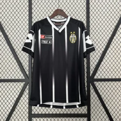 00-01 Juventus Training Retro Jersey