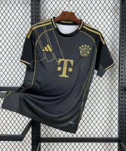 25-26 Bayern Munich Speical Fans Kit