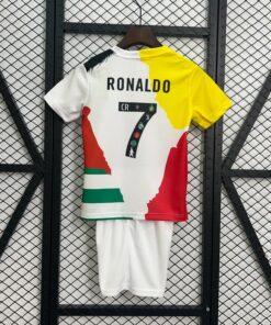 Ronaldo Home Kids Kit 25-26
